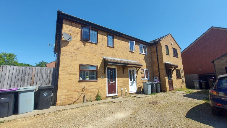 Wendover Mews, Bourne, Lincolnshire