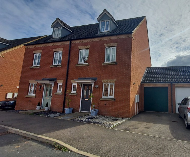 Aintree Way, Bourne, Lincolnshire