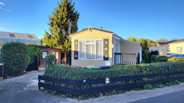 Dukesmead Mobile Home Park, Peterborough, Cambridgeshire