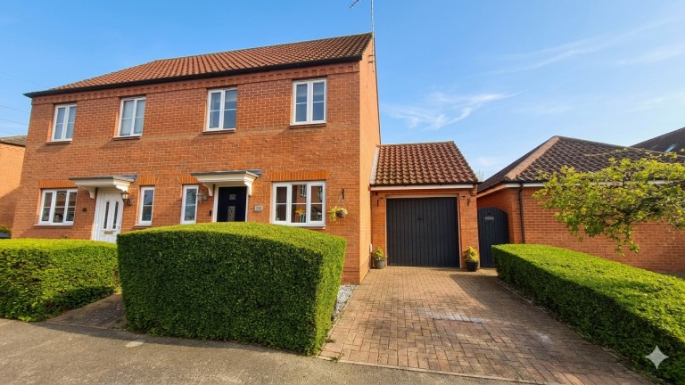 Cowslip Crescent, Bourne, Lincolnshire