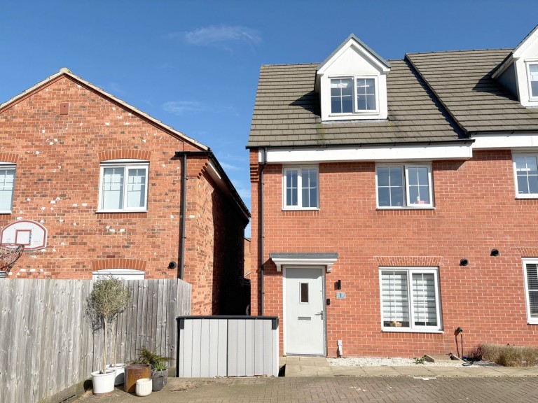 Uttoxeter Close, Bourne, Lincolnshire
