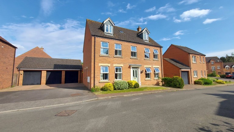 Kestrel Drive, Bourne, Lincolnshire