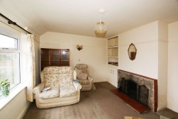 Holt Road, Hackney, Matlock, DE4 2QD