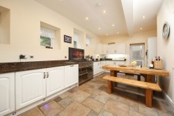 Jackson Road, Matlock