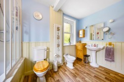 New Street, Matlock. DE4 3FH