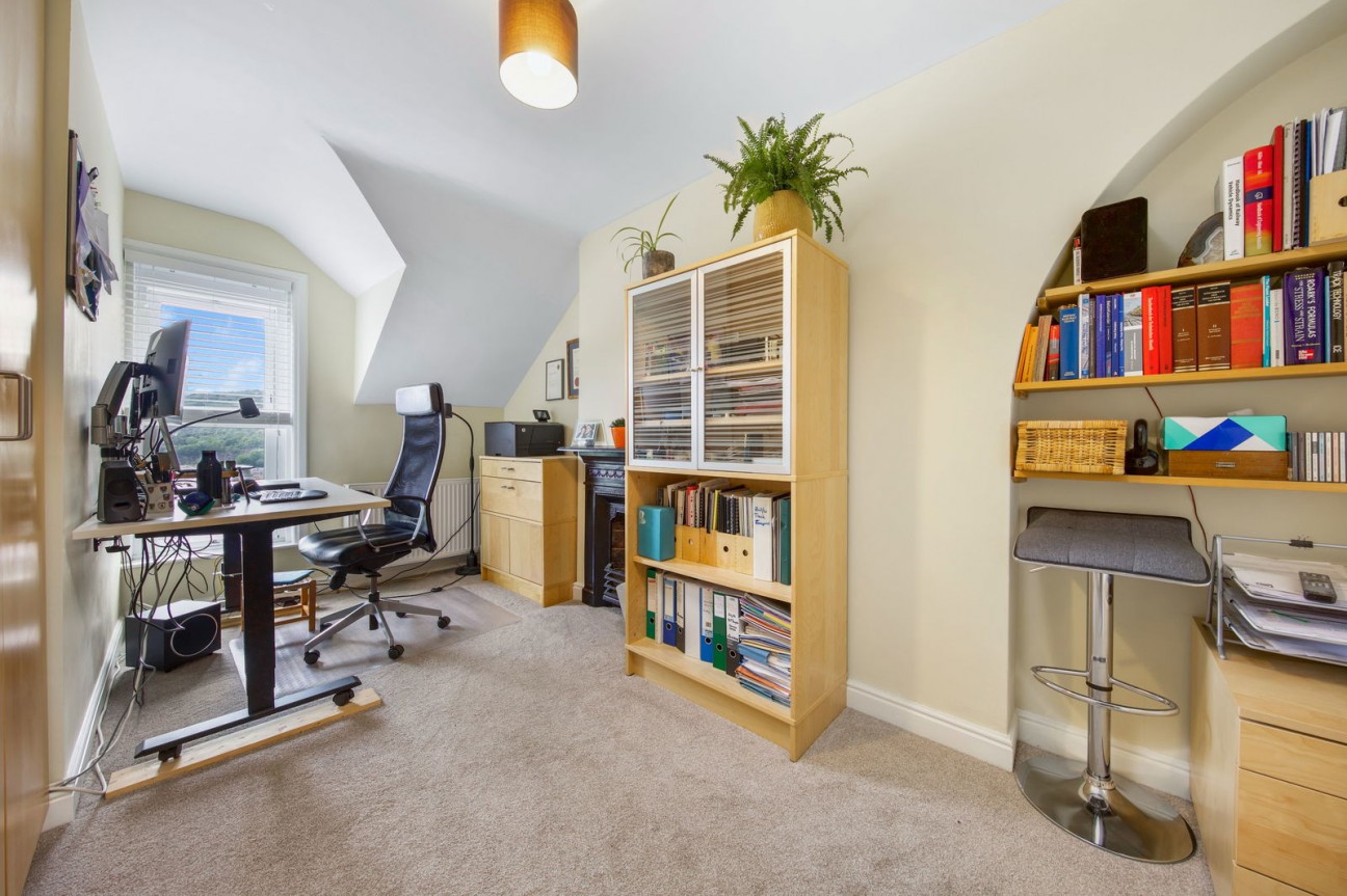 New Street, Matlock. DE4 3FH