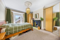 New Street, Matlock. DE4 3FH