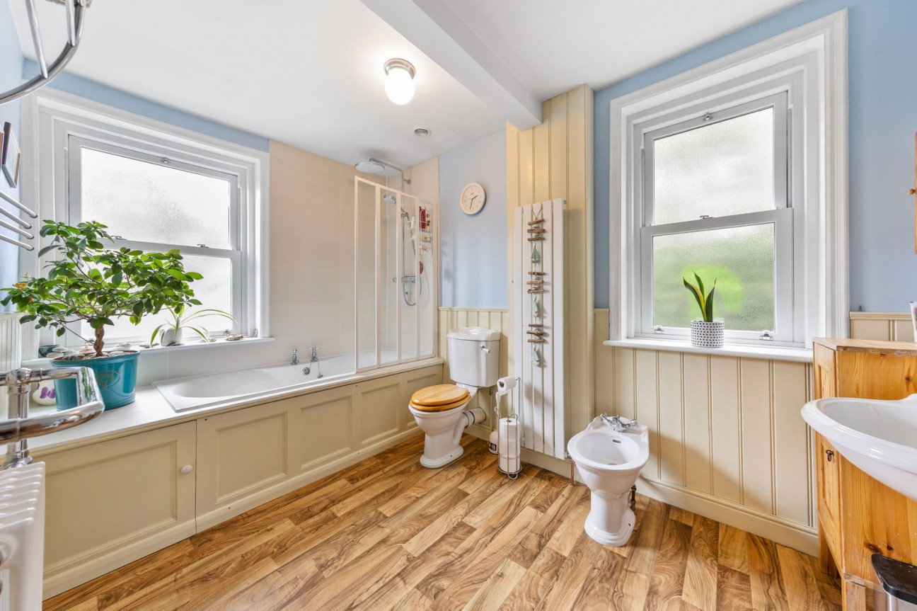 New Street, Matlock. DE4 3FH