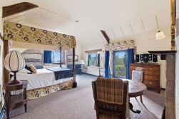 Derbyshire Country House, Nr Matlock