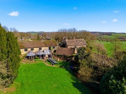 Derbyshire Country House, Nr Matlock