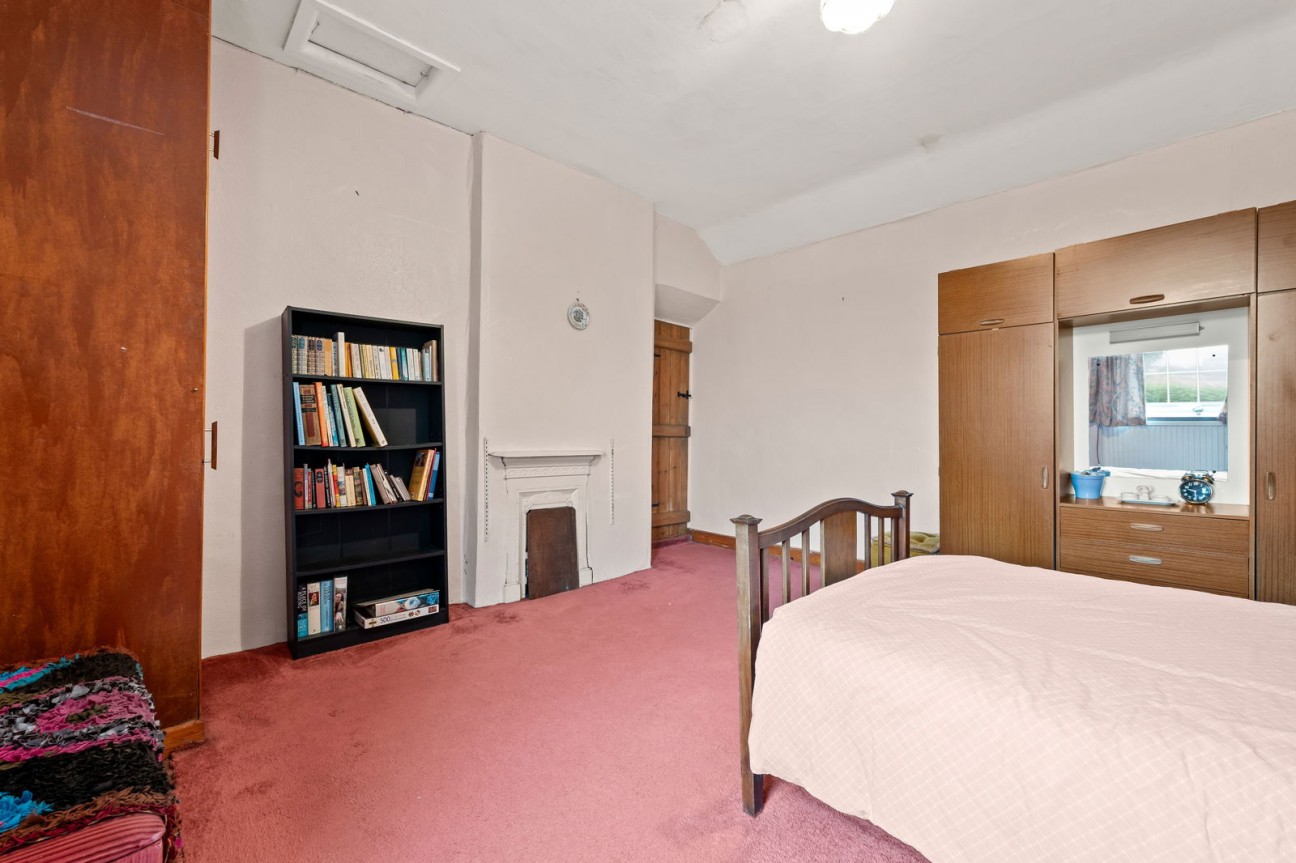 Handley Lane, Handley, S45 9AT