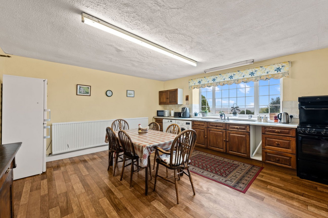 Handley Lane, Handley, S45 9AT