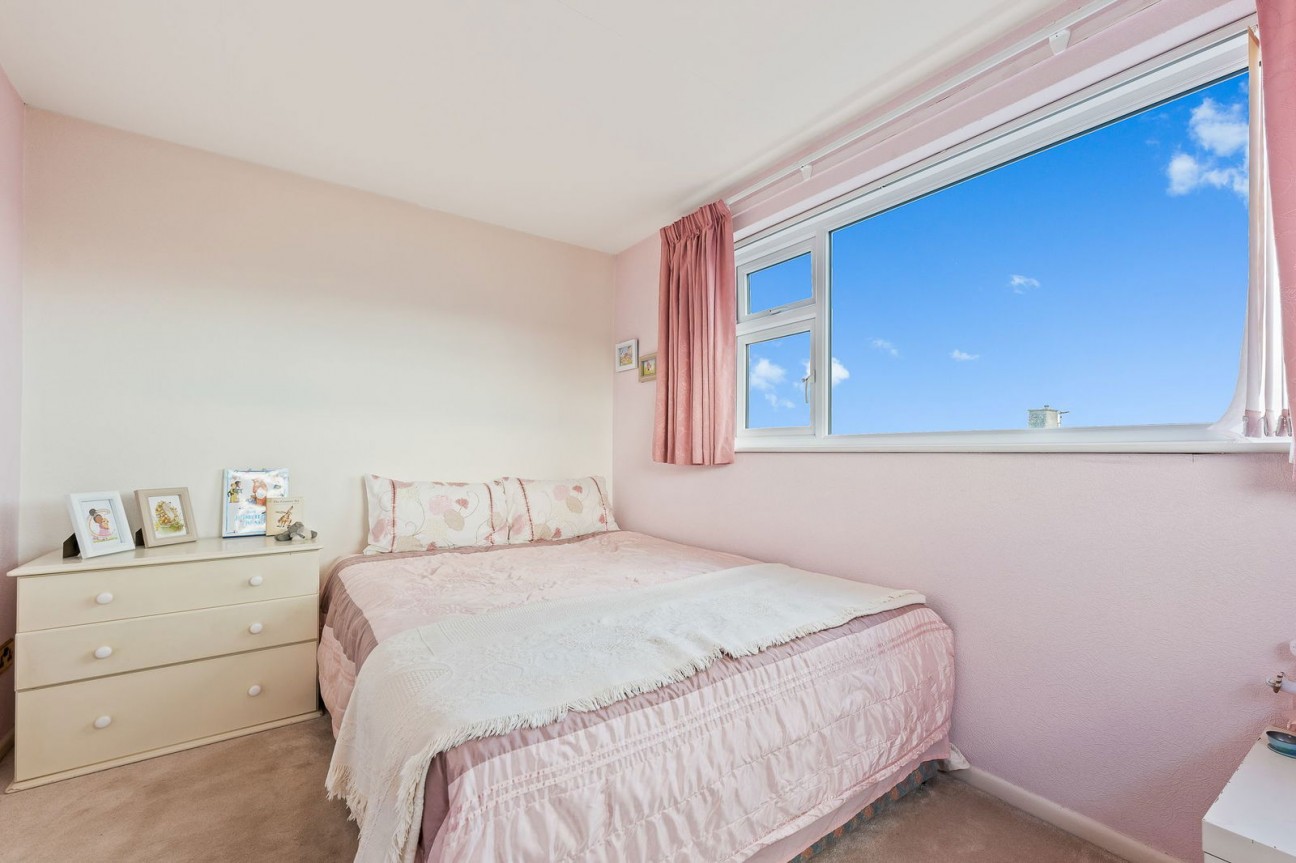 Wentworth Road, Dronfield Woodhouse, S18 8WU