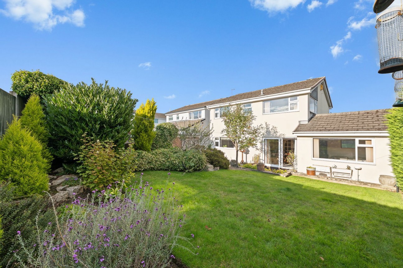 Wentworth Road, Dronfield Woodhouse, S18 8WU