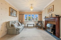 Wentworth Road, Dronfield Woodhouse, S18 8WU