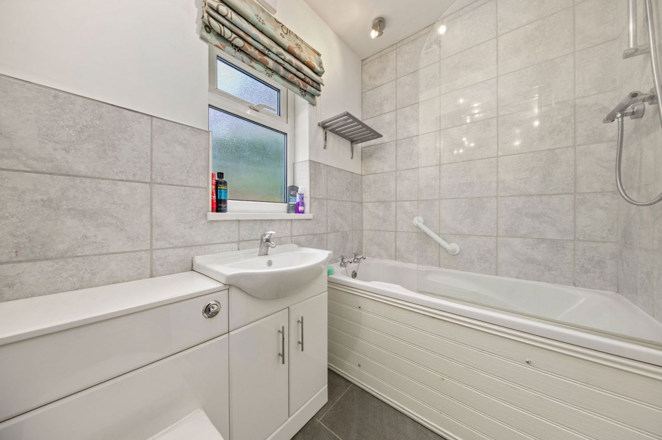 Drabbles Road, Matlock, DE4 3LD