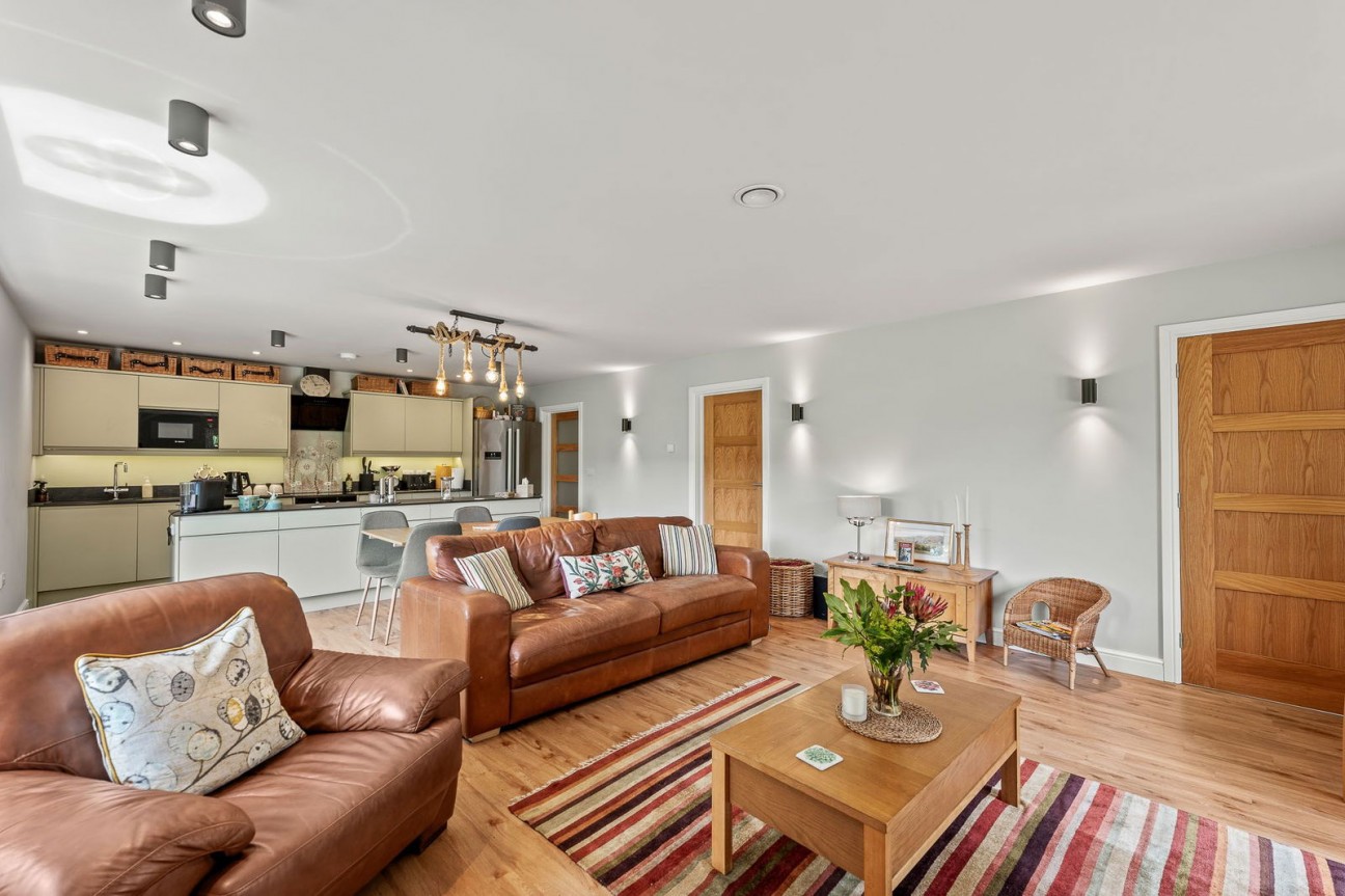 The Barley Close, Butts Road, Ashover.