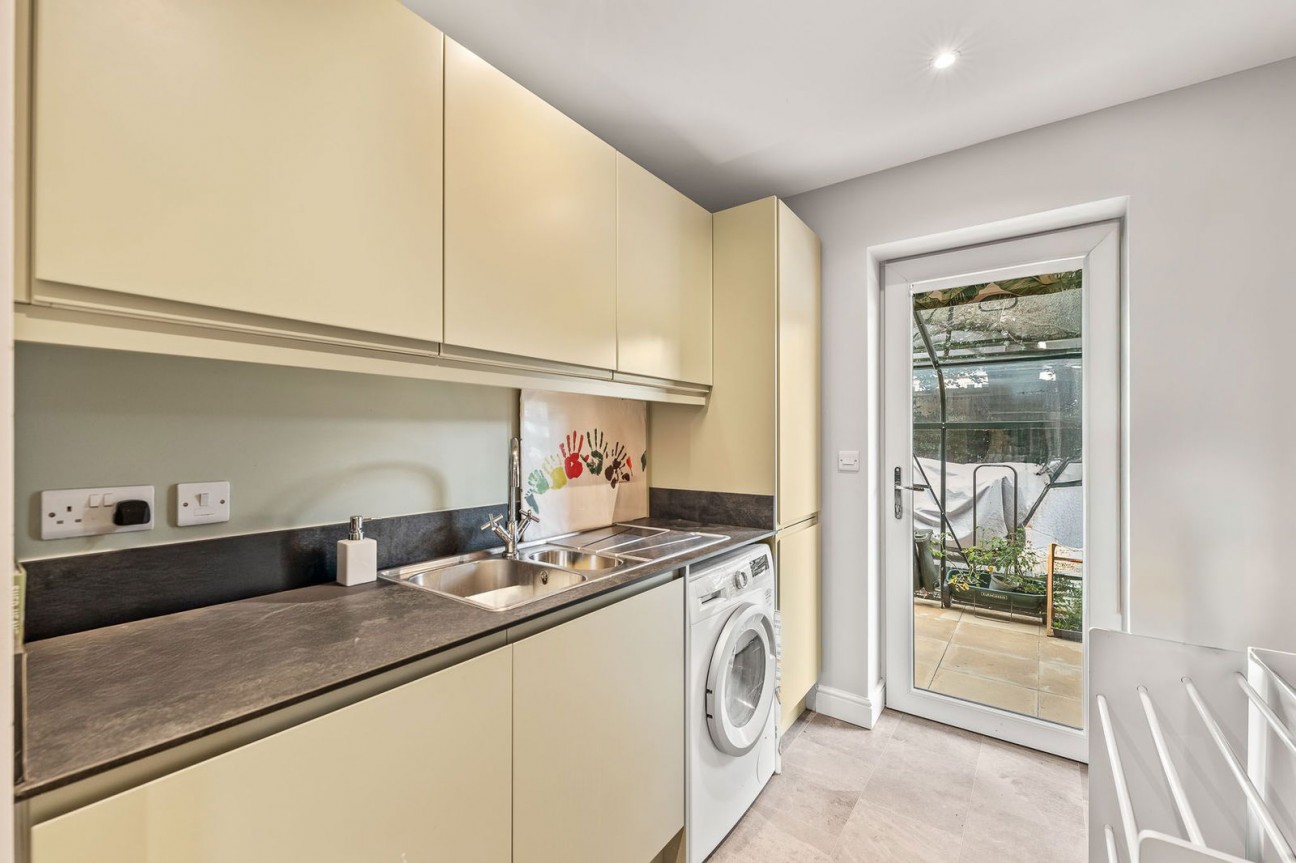 The Barley Close, Butts Road, Ashover.