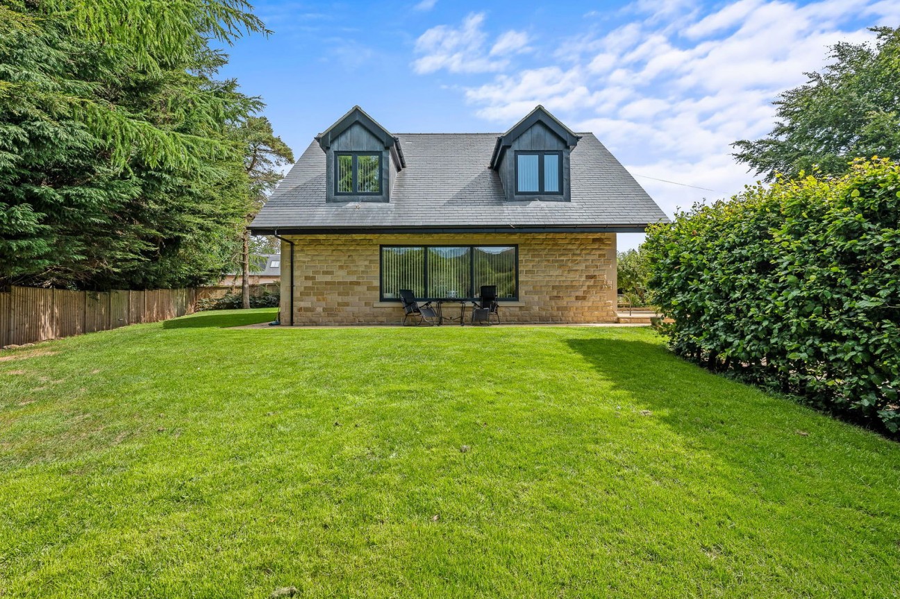 The Barley Close, Butts Road, Ashover.