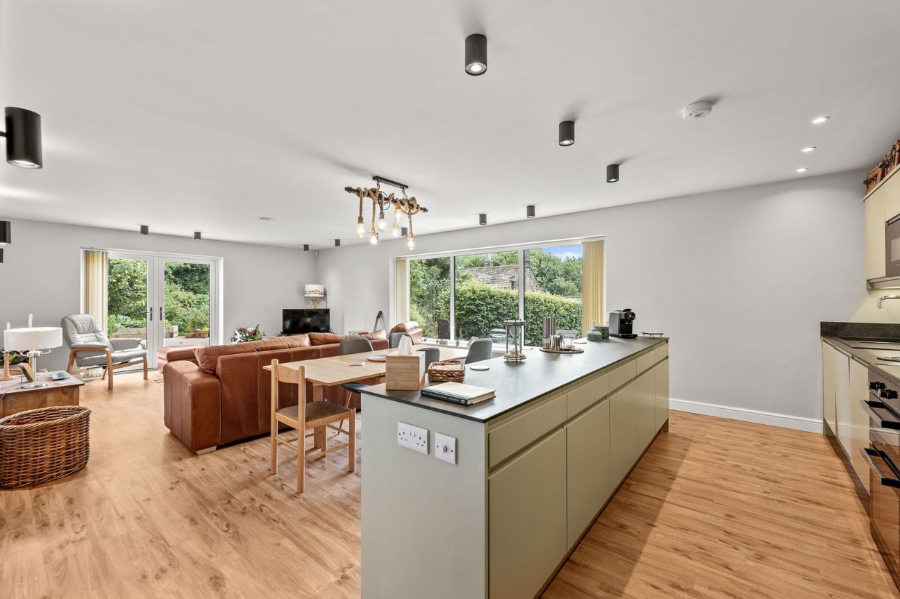 The Barley Close, Butts Road, Ashover.