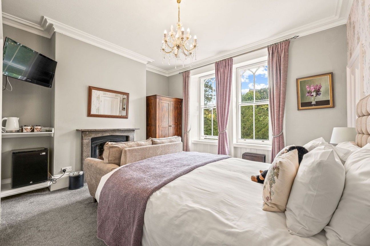 Matlock. C/O Sally Botham Estates, Bank Road.