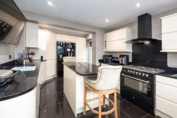 Grove Lane, Hackney, Matlock DE4 2QF