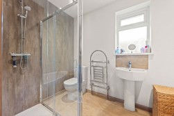 West Crescent, Matlock, DE4 3LB