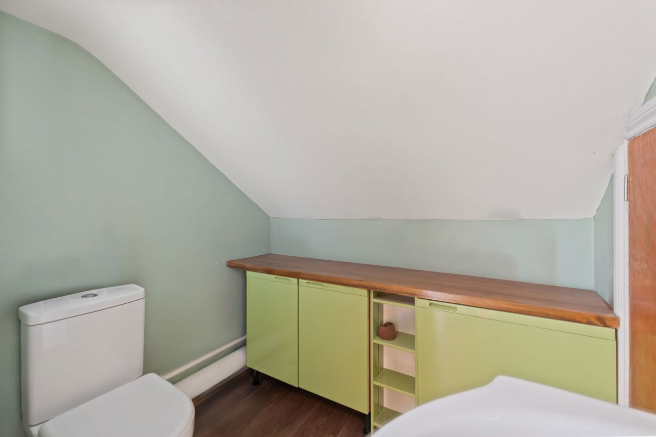 West Crescent, Matlock, DE4 3LB