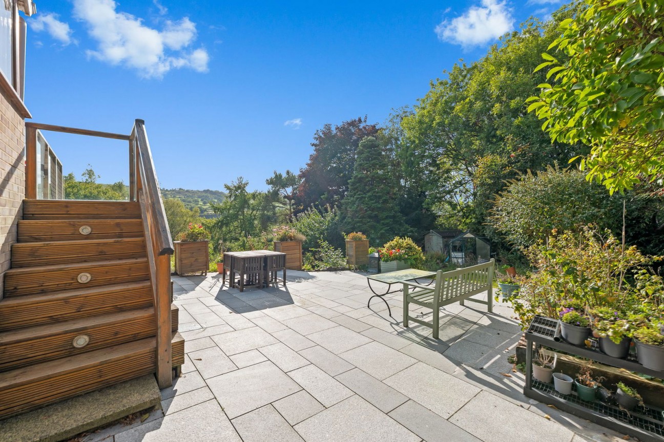 West Crescent, Matlock, DE4 3LB