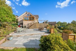 West Crescent, Matlock, DE4 3LB