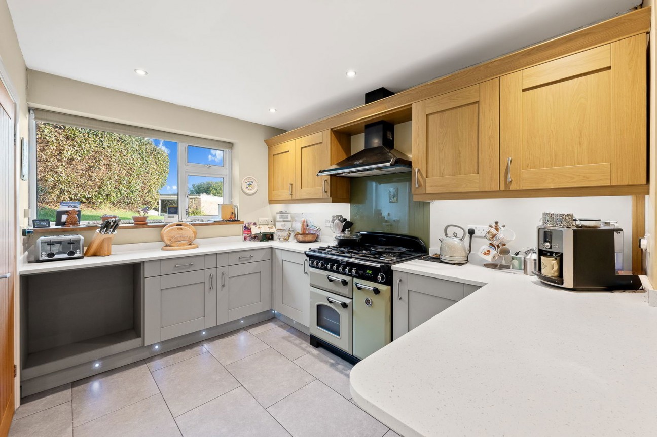 West Crescent, Matlock, DE4 3LB