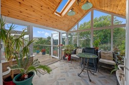 West Crescent, Matlock, DE4 3LB