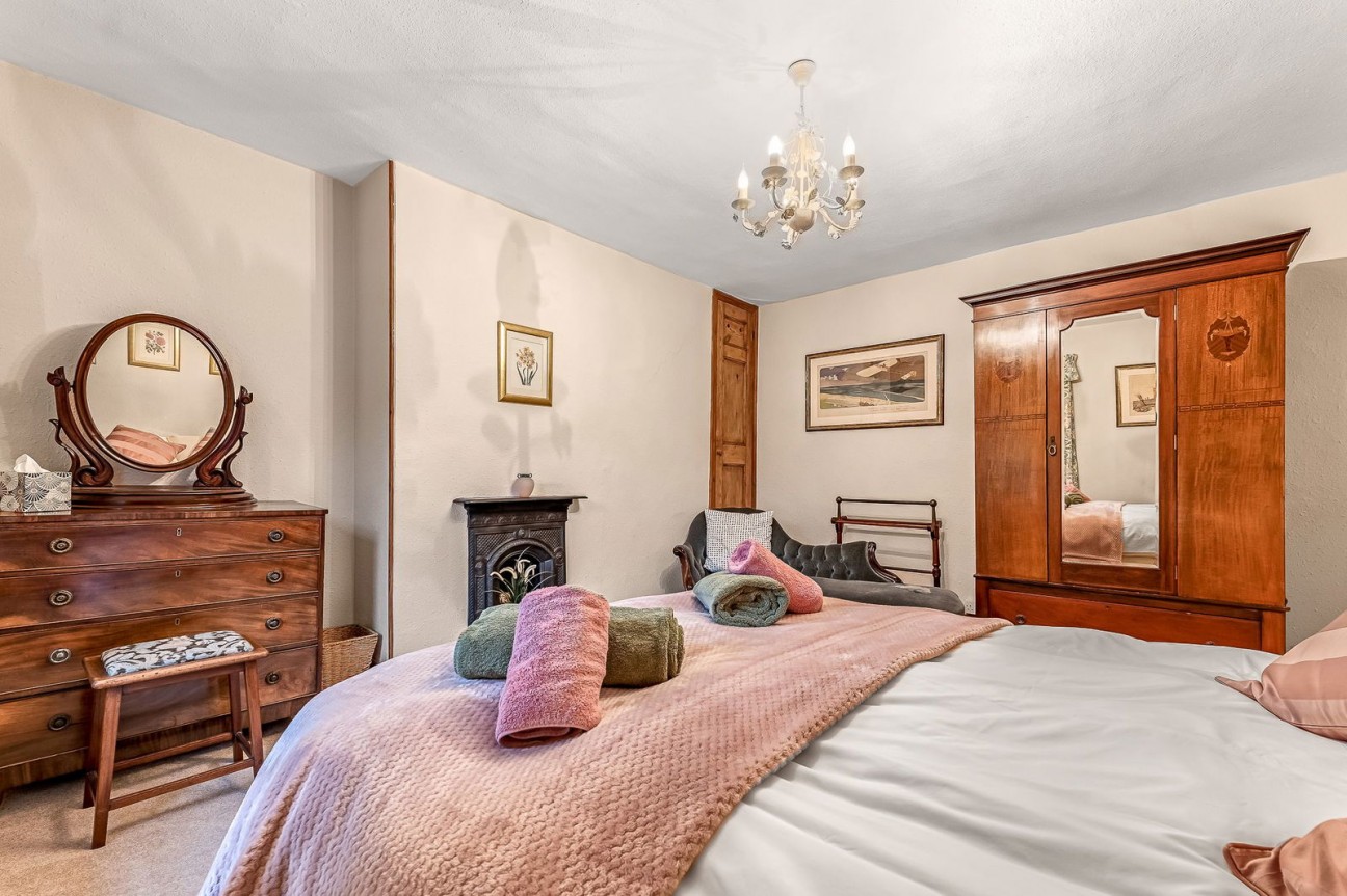 Wharf Cottages, Mill Road, Cromford.