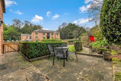Wharf Cottages, Mill Road, Cromford.