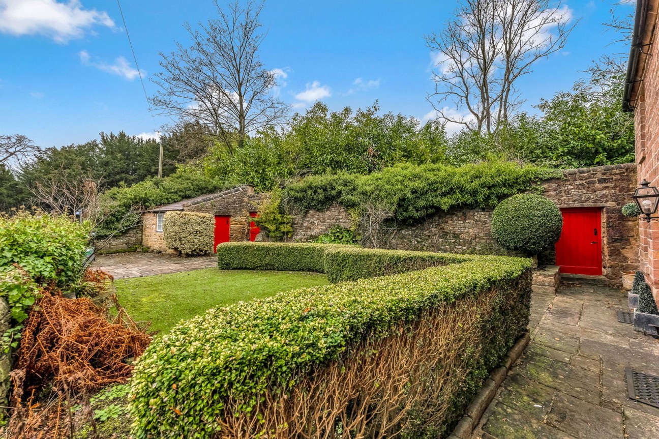 Wharf Cottages, Mill Road, Cromford.