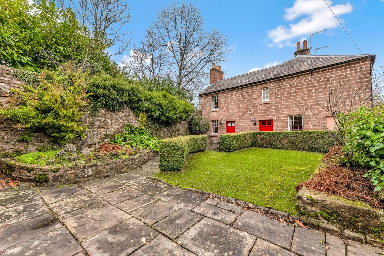 Wharf Cottages, Mill Road, Cromford.