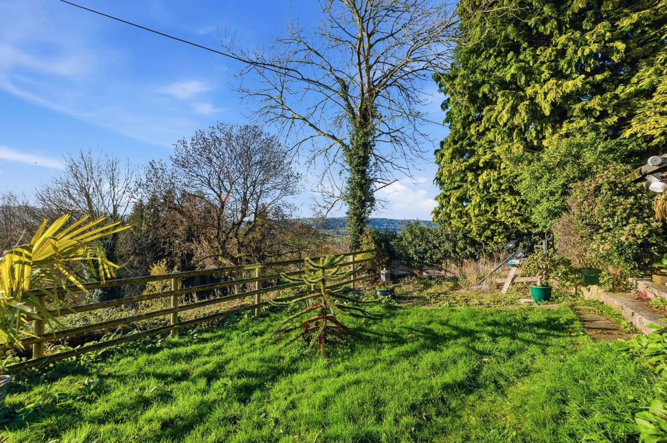 Greenaway Lane, Hackney, Matlock