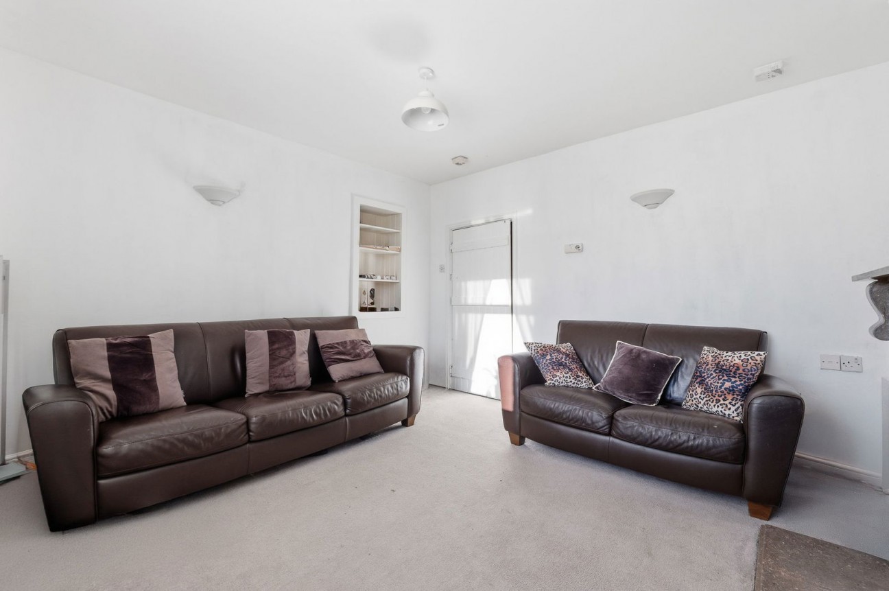 Greenaway Lane, Hackney, Matlock