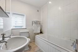 Greenaway Lane, Hackney, Matlock