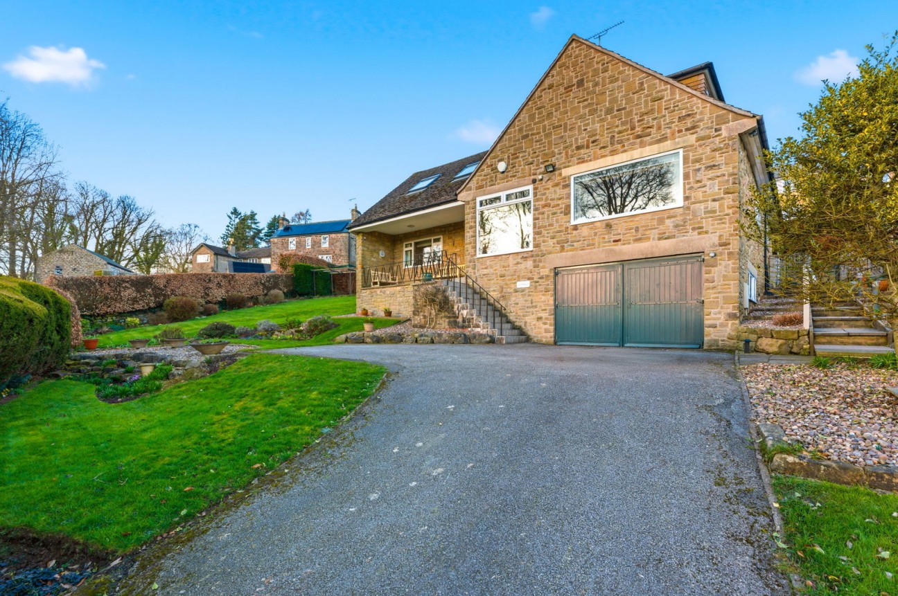 Cripton Lane , Ashover
