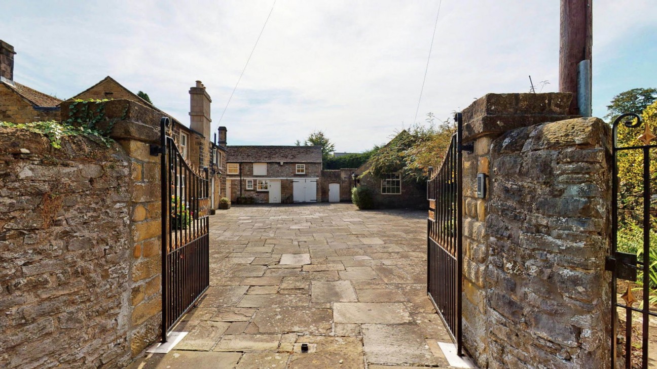 Coombs Road, Bakewell, DE45 1AQ