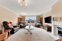 Park Avenue, Darley Dale, DE4 2FX