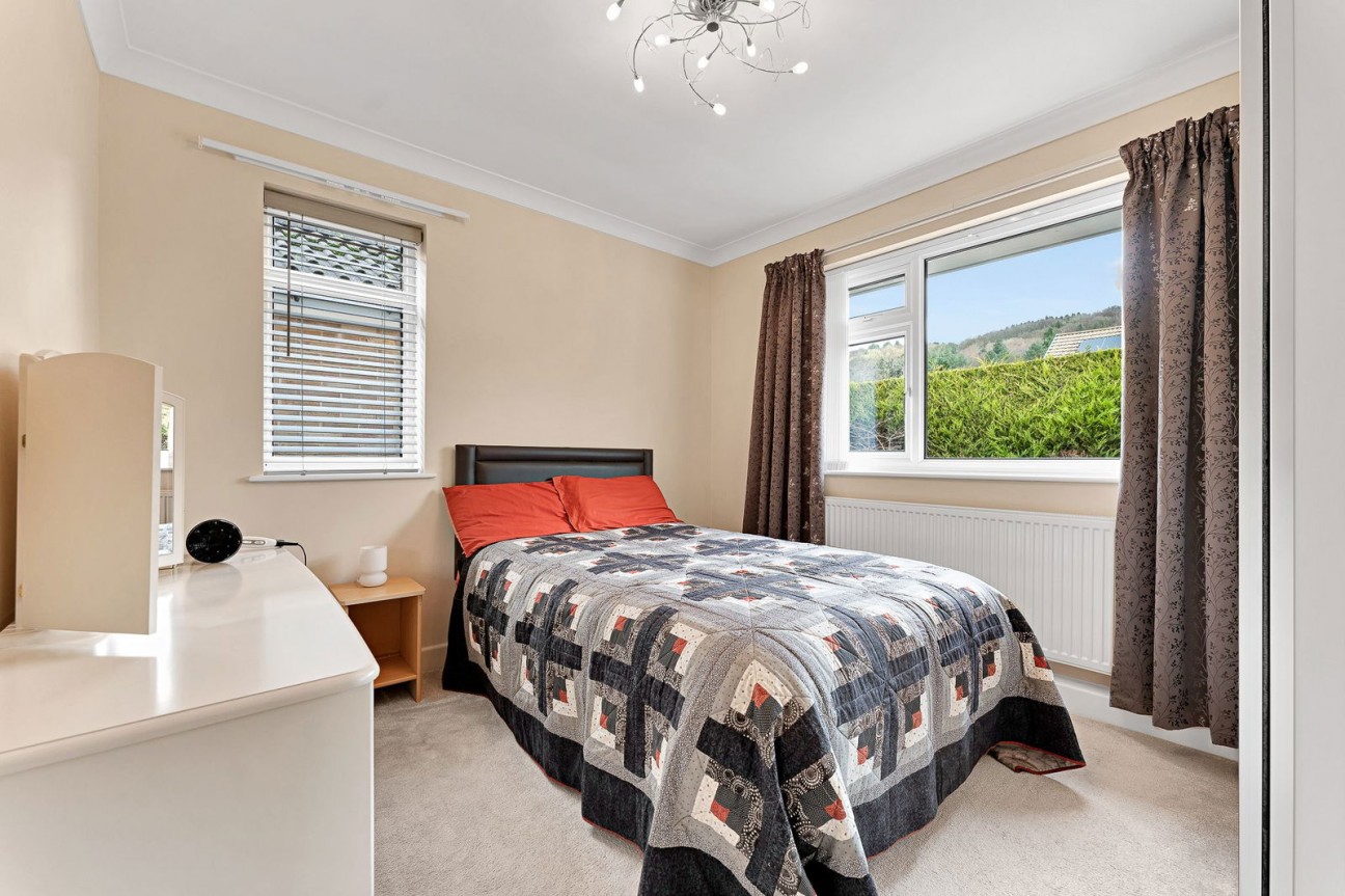 Park Avenue, Darley Dale, DE4 2FX