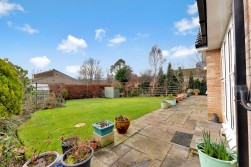 Park Avenue, Darley Dale, DE4 2FX