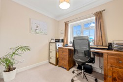 Narrowleys Lane, Ashover, Chesterfield, S45 0AU