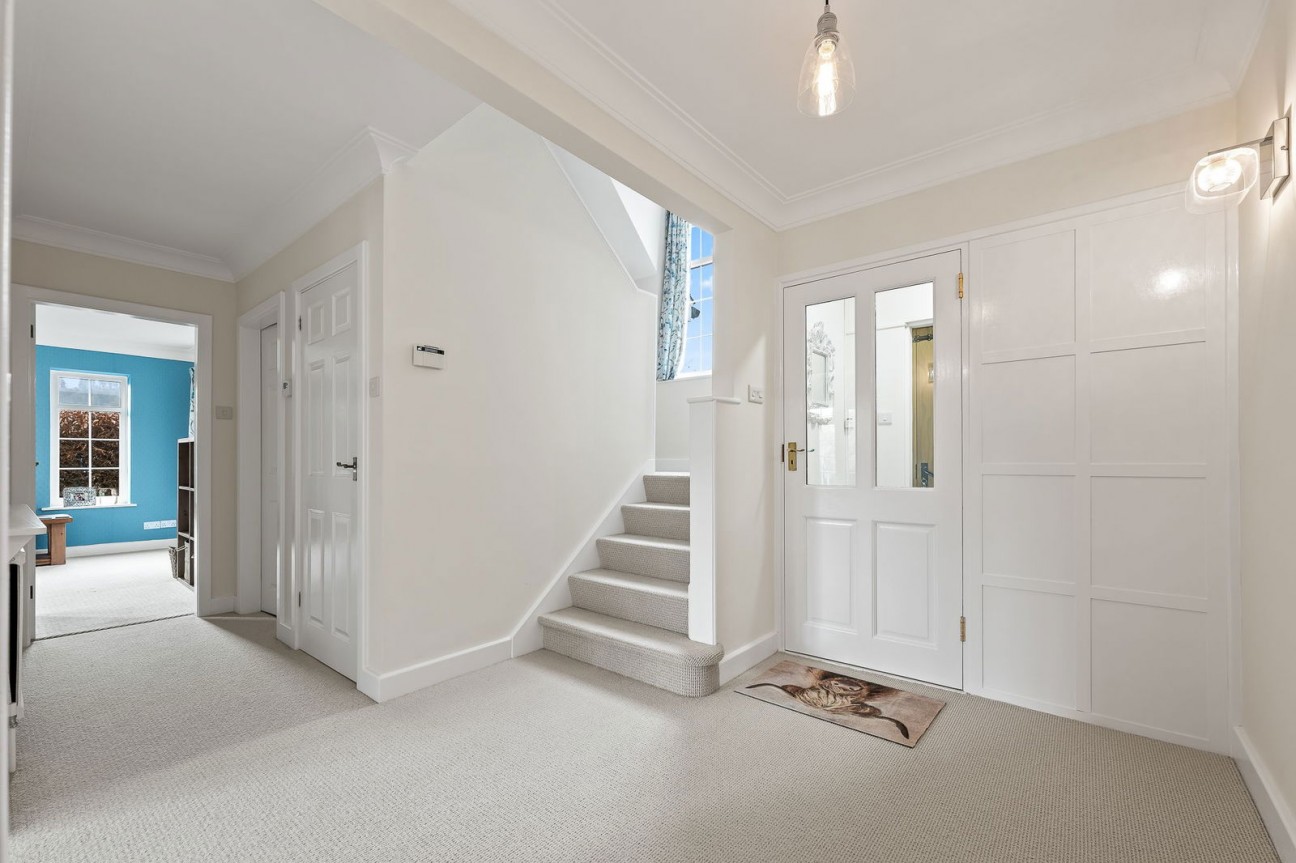 Narrowleys Lane, Ashover, Chesterfield, S45 0AU