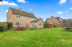 Narrowleys Lane, Ashover, Chesterfield, S45 0AU