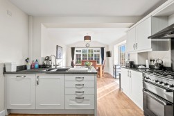 Narrowleys Lane, Ashover, Chesterfield, S45 0AU