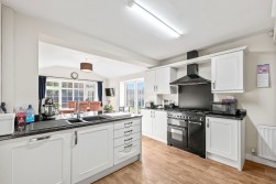 Narrowleys Lane, Ashover, Chesterfield, S45 0AU