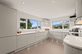 Hayfield Close, Wingerworth, Chesterfield, S42 6QF